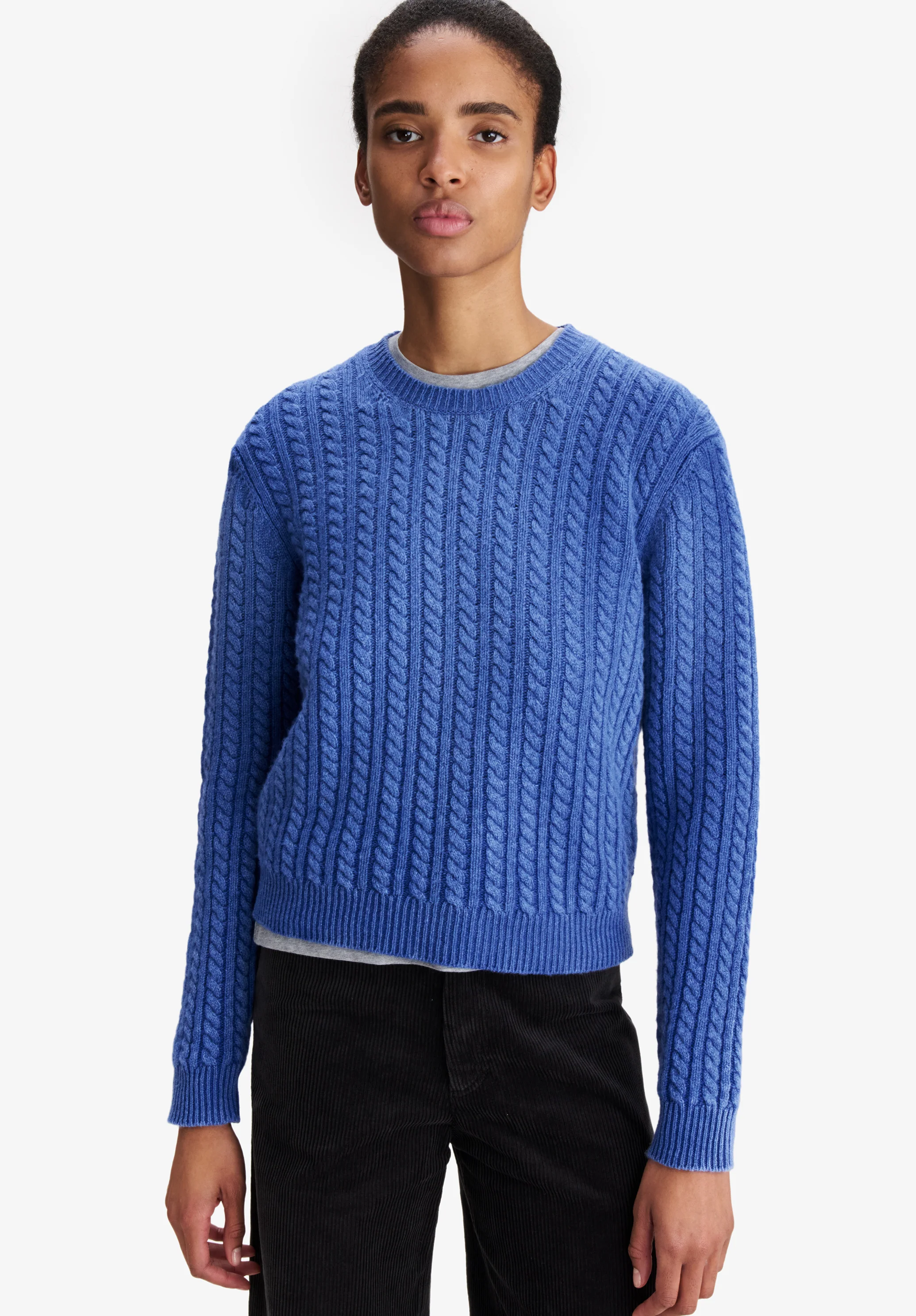 Blue cable-knit sweater - Image 4