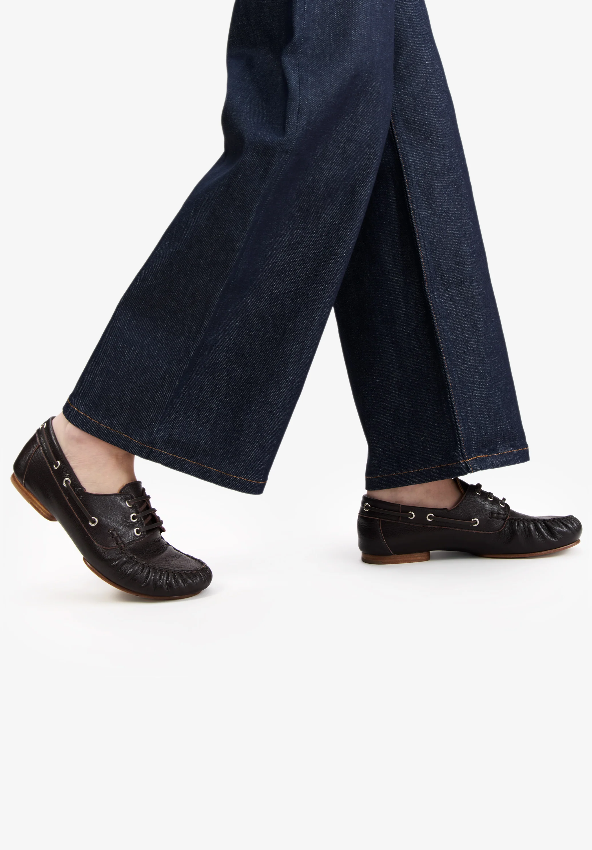 Leather boat shoes - Image 5